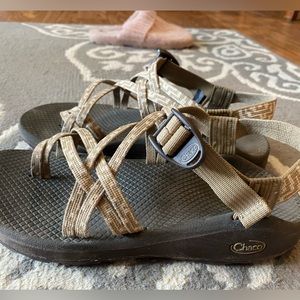 Chaco Sandle woman size 9
